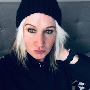 Meet your Posher, Teresa